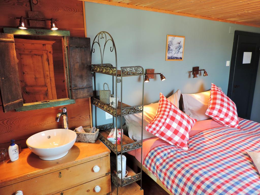 Albinen La Demeure Des Elfes Bed & Breakfast 部屋 写真