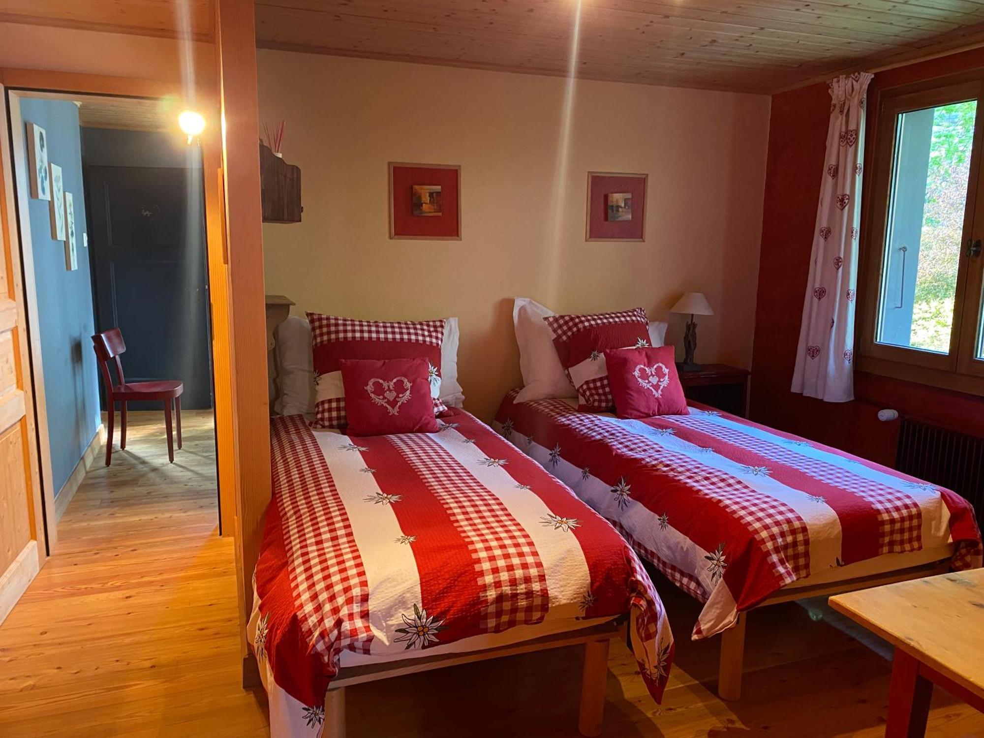 Albinen La Demeure Des Elfes Bed & Breakfast エクステリア 写真